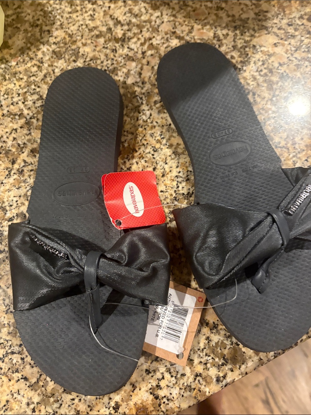 Havaianas Black Bow Slide Sandals with Satin Knot